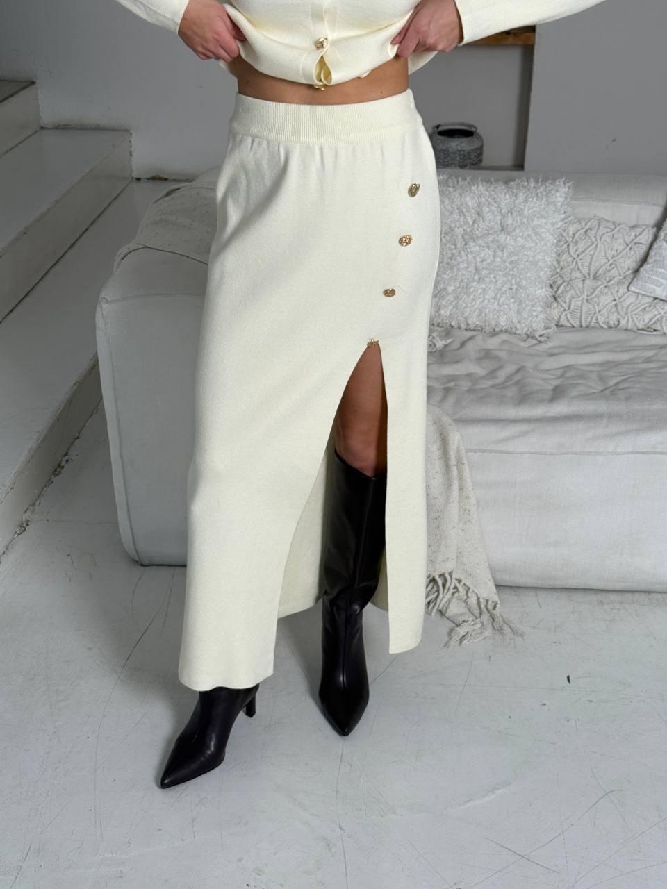 платье трикотажное лапша с декоративными пуговицами,платье лапша вязаное на пуговицах трикотажное z.zhdanovich,платье лапша с пуговицами спереди,платье трикотажное на пуговицах,платье трикотажное