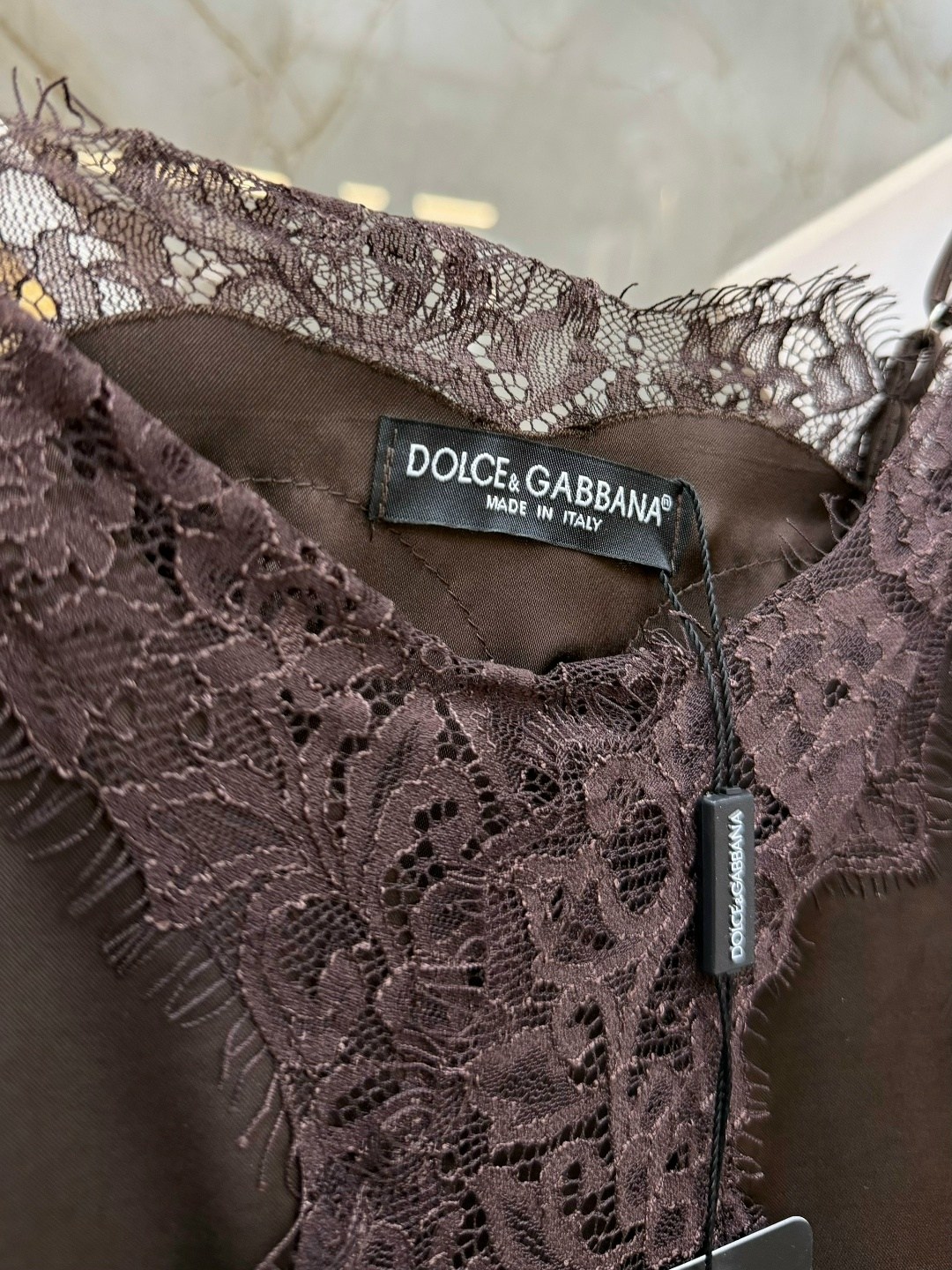 dolce & gabbana - кружевное платье,кружевное платье,женское чёрное кружевное платье на бретельках dolce & gabbana,французское кружево,кружево