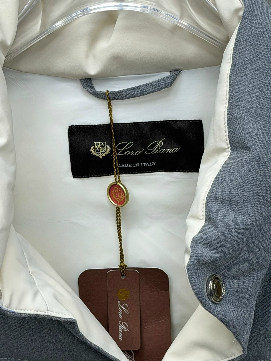 жилетка,жилет мужской,жилет,жилетка мужская,безрукавка