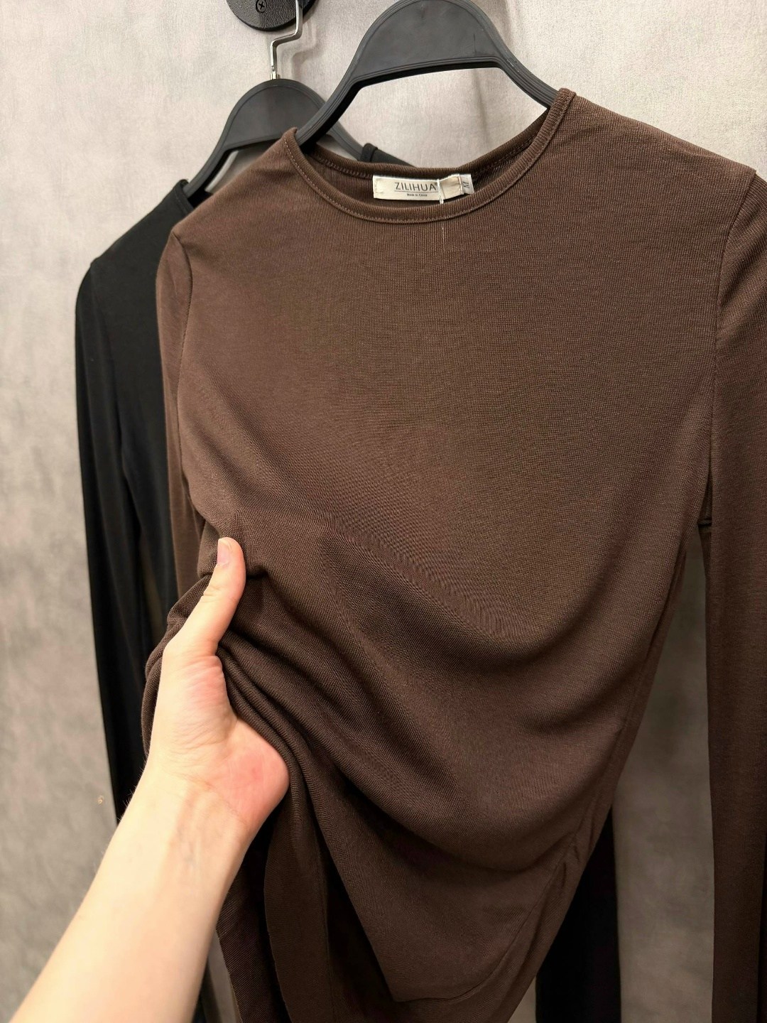 лонгслив женские,лонгслив с длинным рукавом из полупрозрачной,лонгслив женский черный,лонгслив базовый,стильный лонгслив