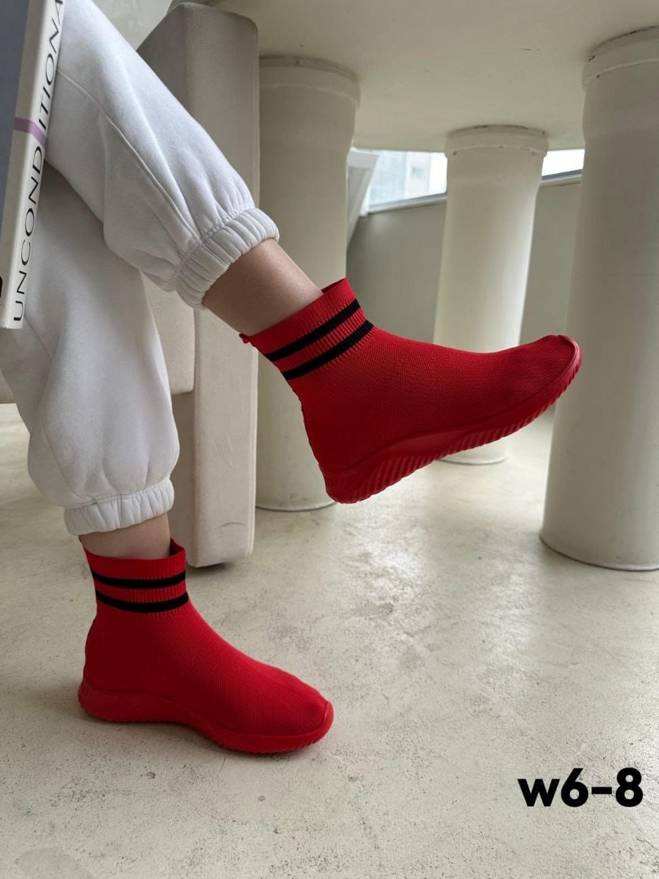 ,баленсиага кроссовки носки,кроссовки женские, женская,носки кроссовки