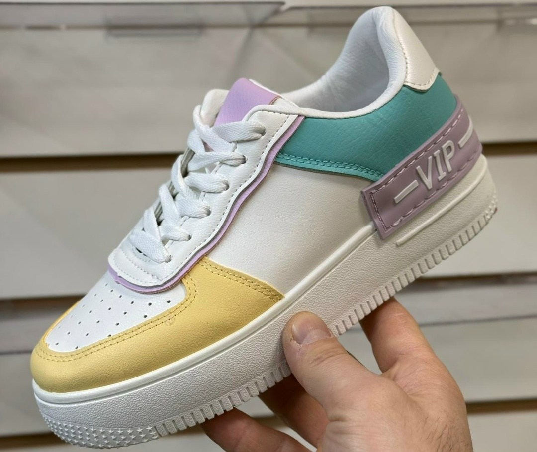 ,кроссовки женские,кроссовки модные, спортивная, женская