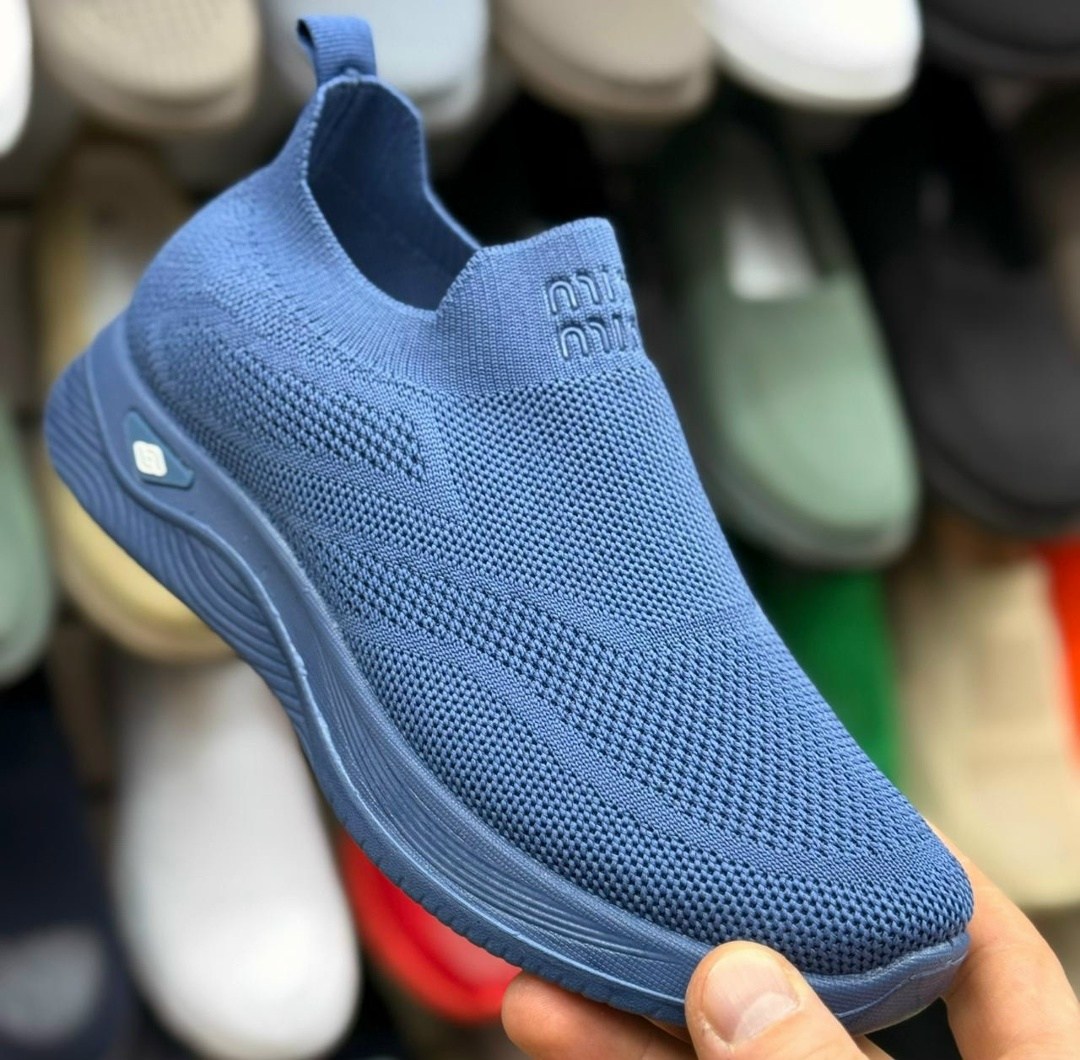 ,кроссовка мужской,спортивная ,мужские кроссовки,мужская