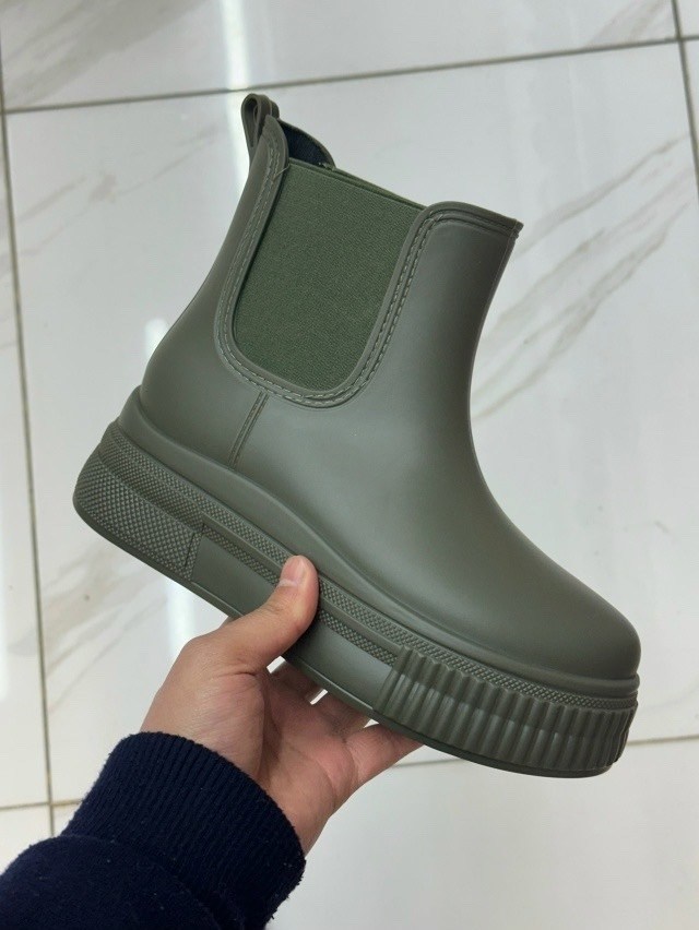 женские резиновые сапоги,резиновые сапоги,женские водонепроницаемые резиновые сапоги,резиновые сапоги модные,