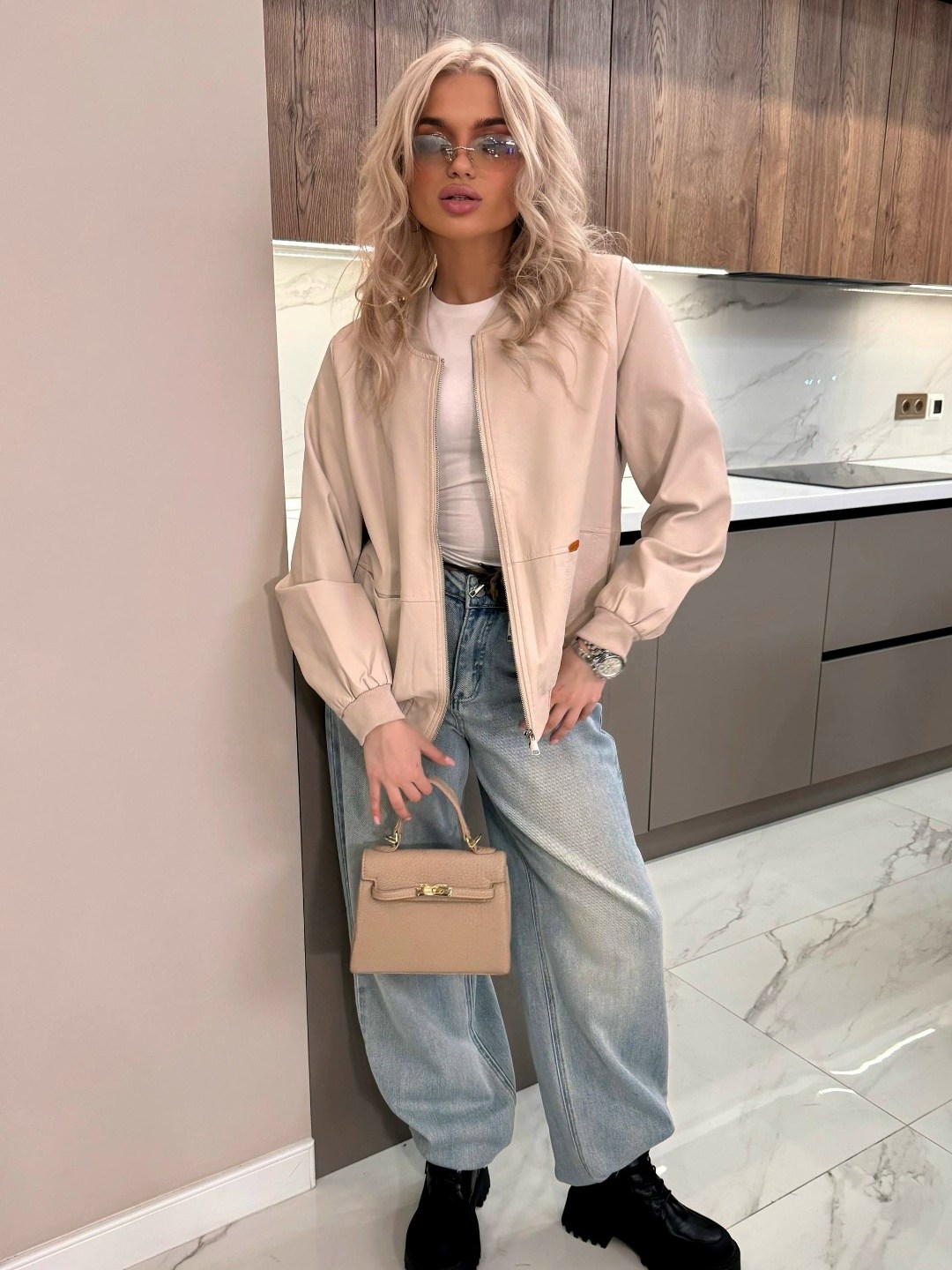 куртка бомбер из экокожи,куртка бомбер,кожаная куртка,куртка бомбер женская,кожаная куртка бомбер