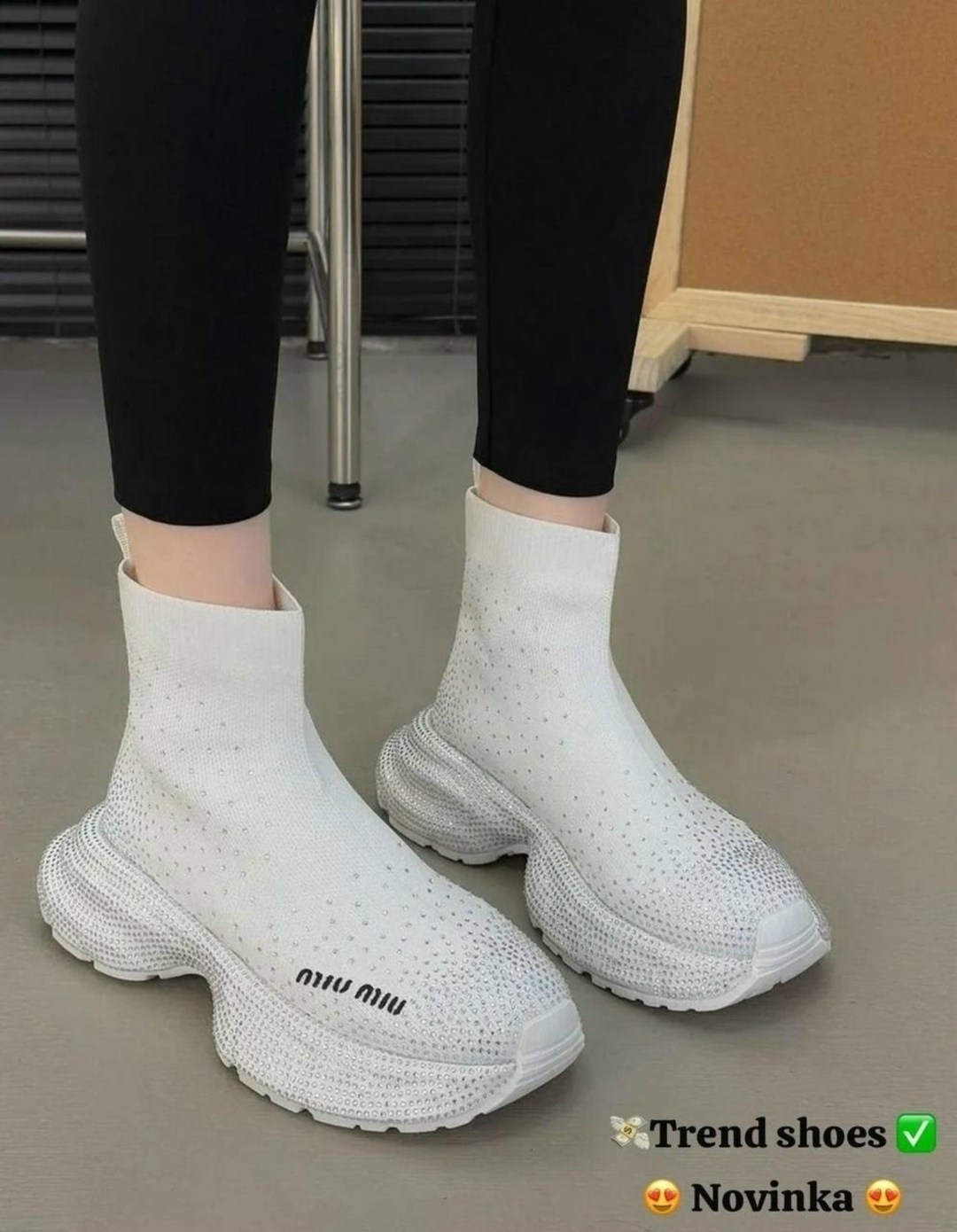 женская,кроссовки носки,,современная ,женские кроссовки