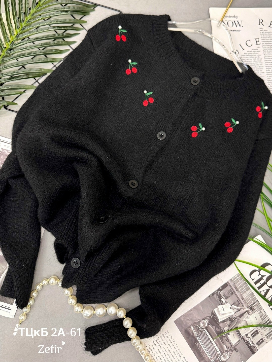 кардиган с вишенками,кардиган короткий на пуговицах с вишенками bye kitty,кардиган укороченный с вишнями,кардиган с вышивкой,кардиган вишня