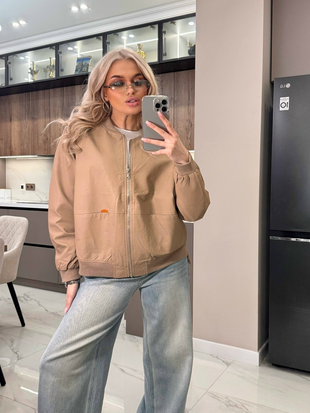 куртка бомбер из экокожи,куртка бомбер,кожаная куртка,куртка бомбер женская,кожаная куртка бомбер