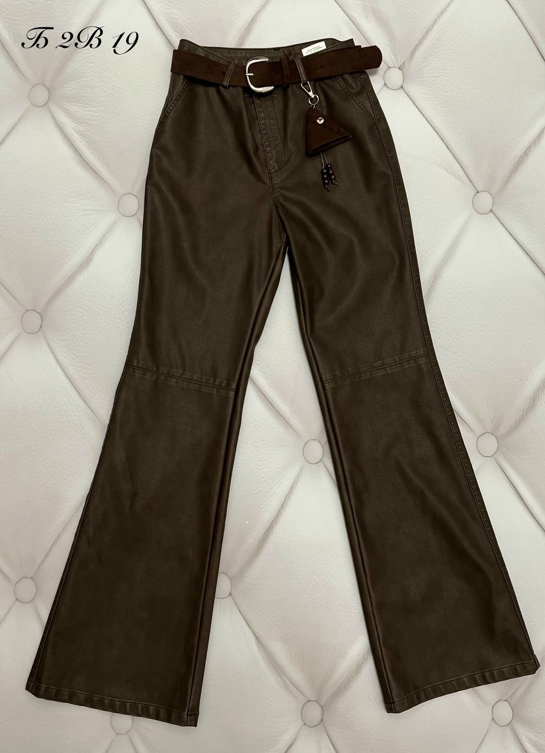 женские кожаные брюки,брюки из экокожи,кожаные брюки-клеш,кожаные брюки,женские брюки