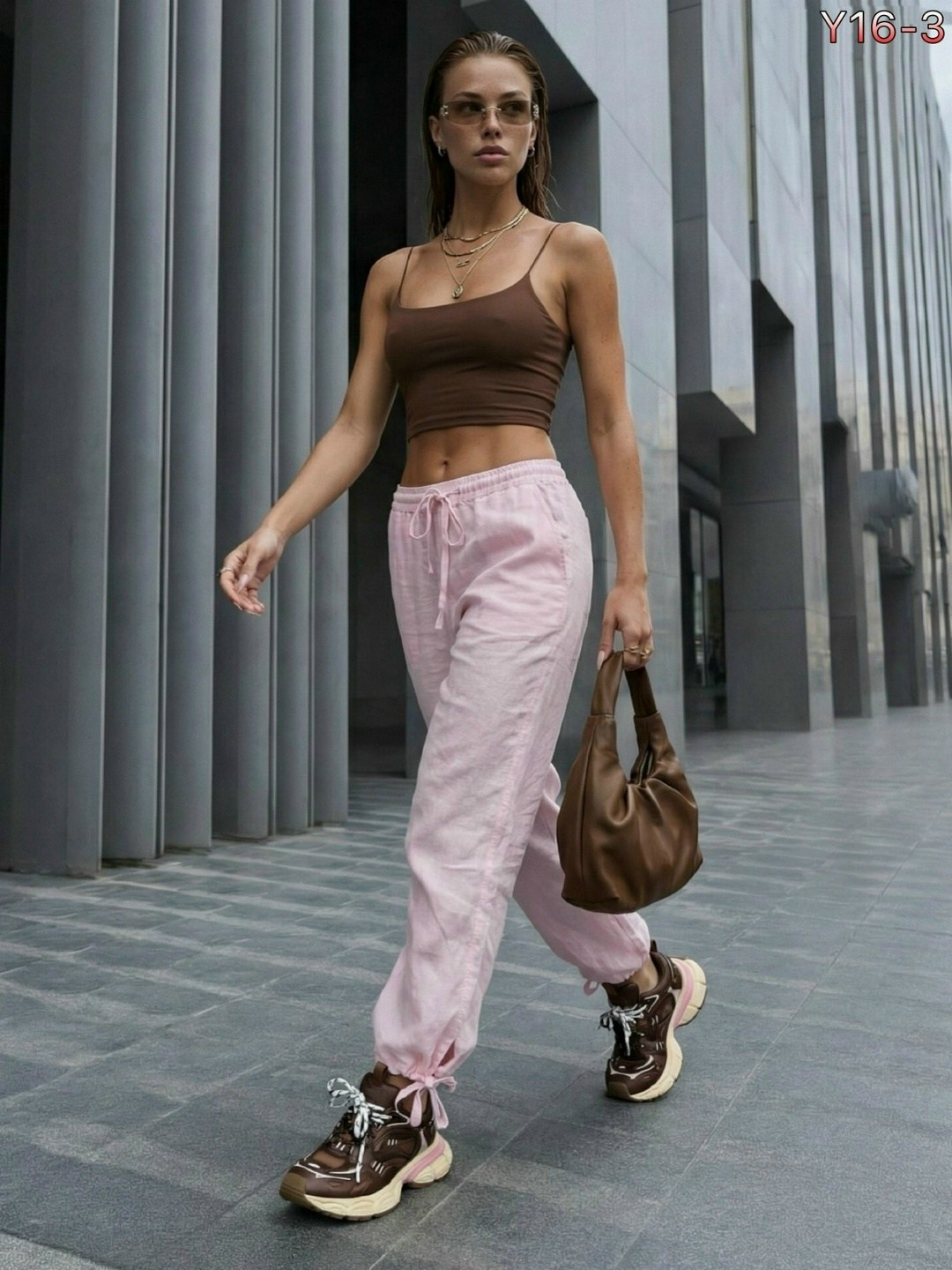 ,женские кроссовки,модные кроссовки,женские массивные кроссовки,повседневные кроссовки