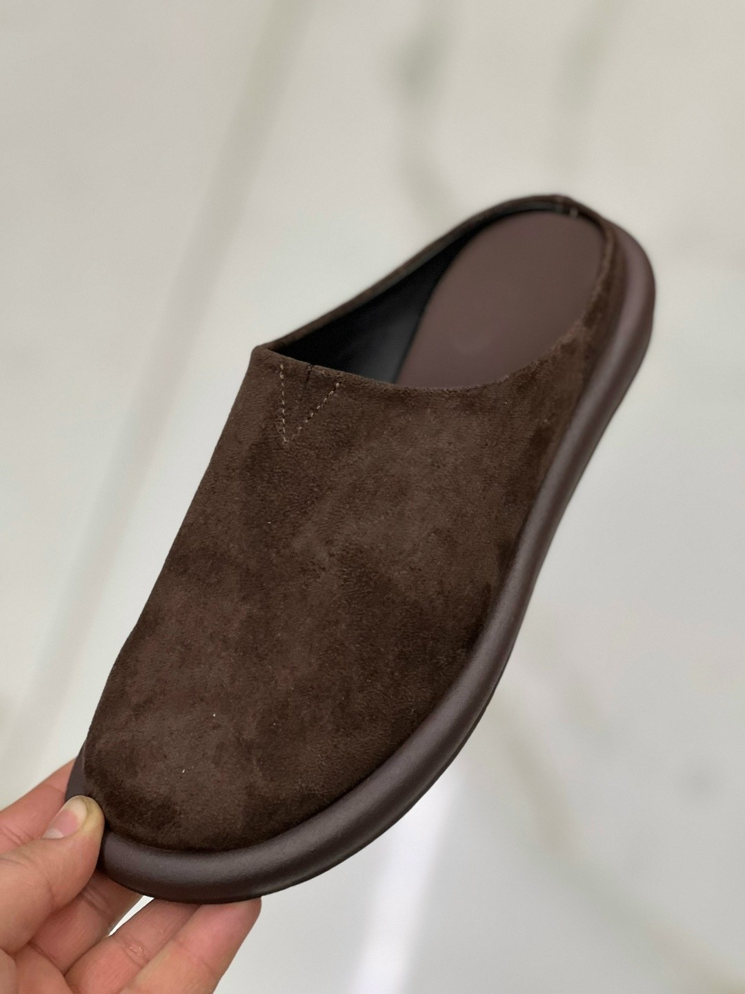 ,шлепанцы женские,замшевые сабо,тапочки на плоской подошве,модная женская