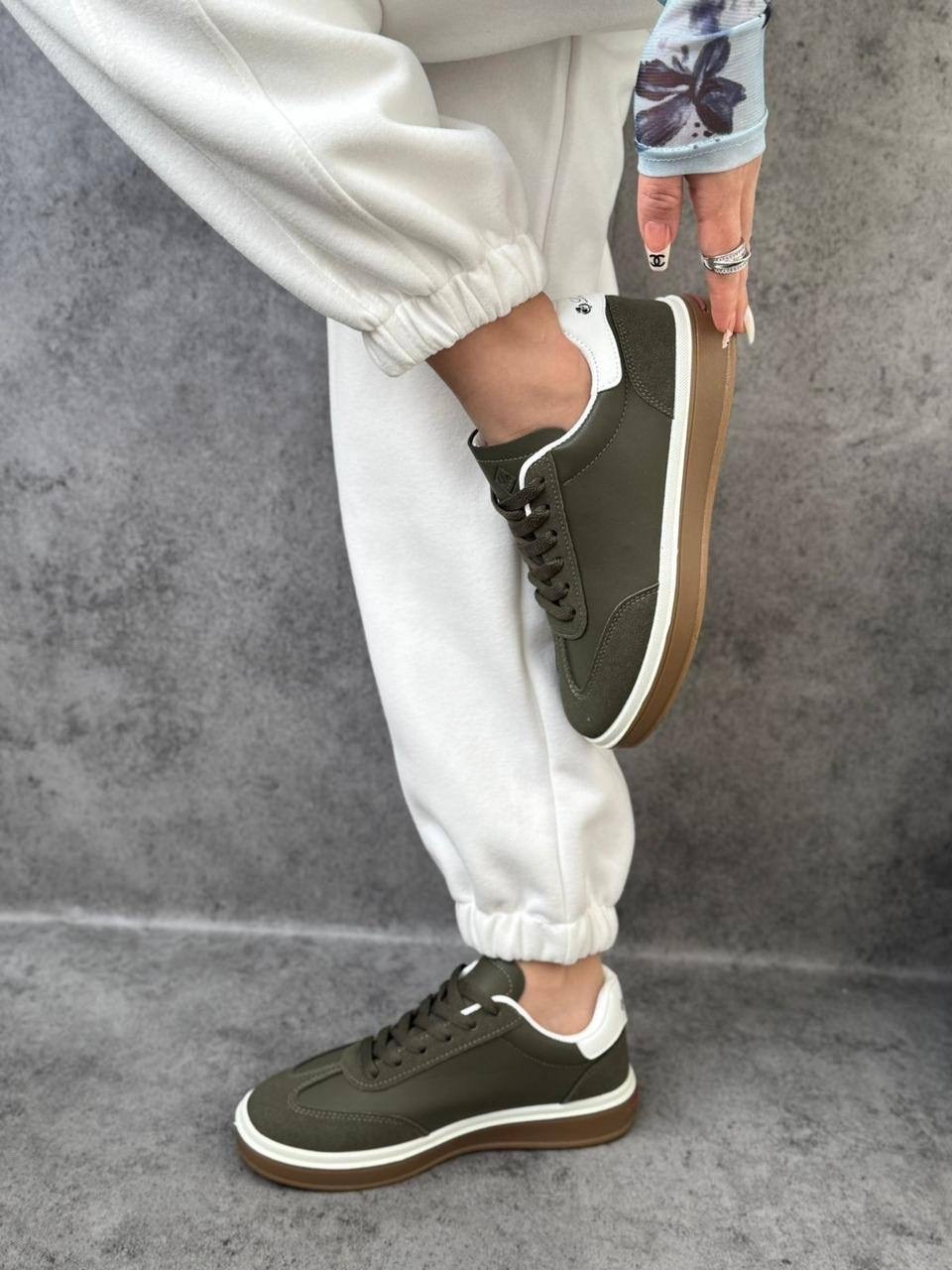 кроссовки женскиe,повседневные кроссовки,женские повседневные кроссовки,,кроссовки модные