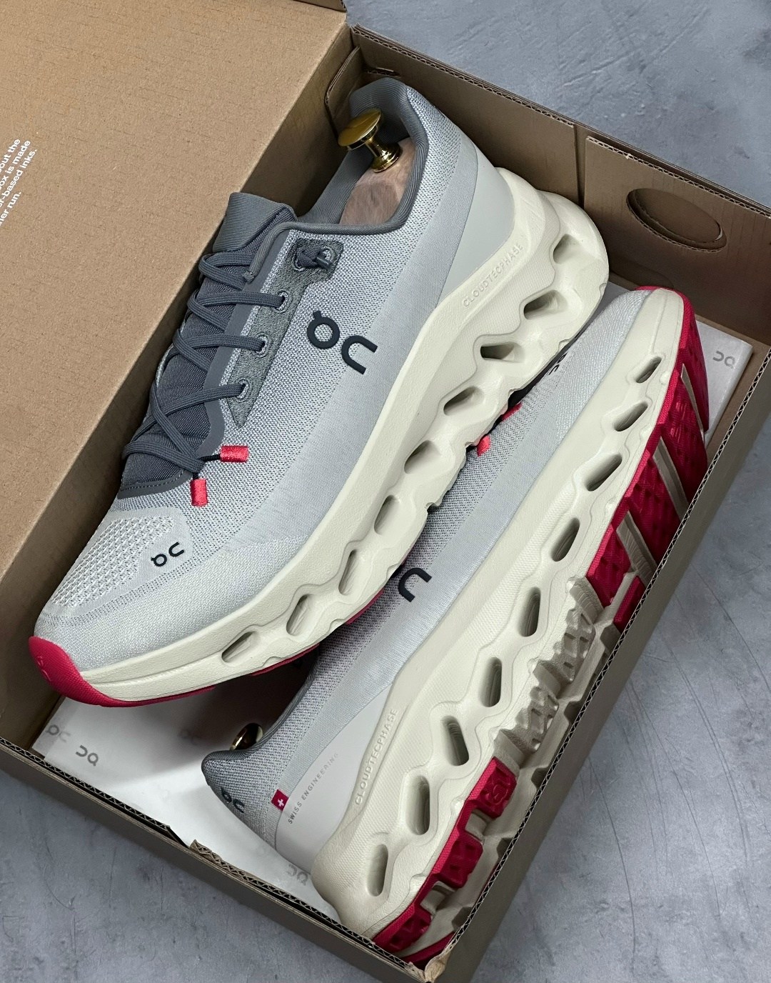 кроссовки,кроссовки on cloudtilt,кроссовки cloudtilt "cinder/sand" on running,дышащие кроссовки,кроссовки для бега