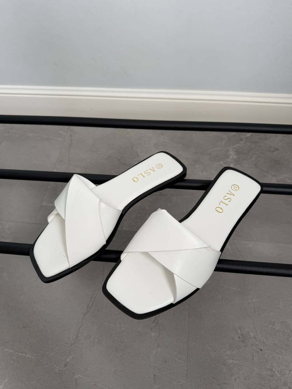 ,женские шлепанцы,модные шлепанцы,тапочки модные,шлепанцы летние