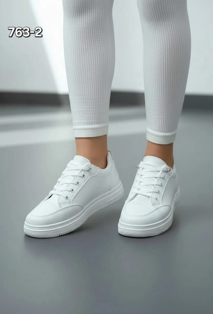 ,кроссовки женскиe,белые женские кроссовки,белые кроссовки,спортивная