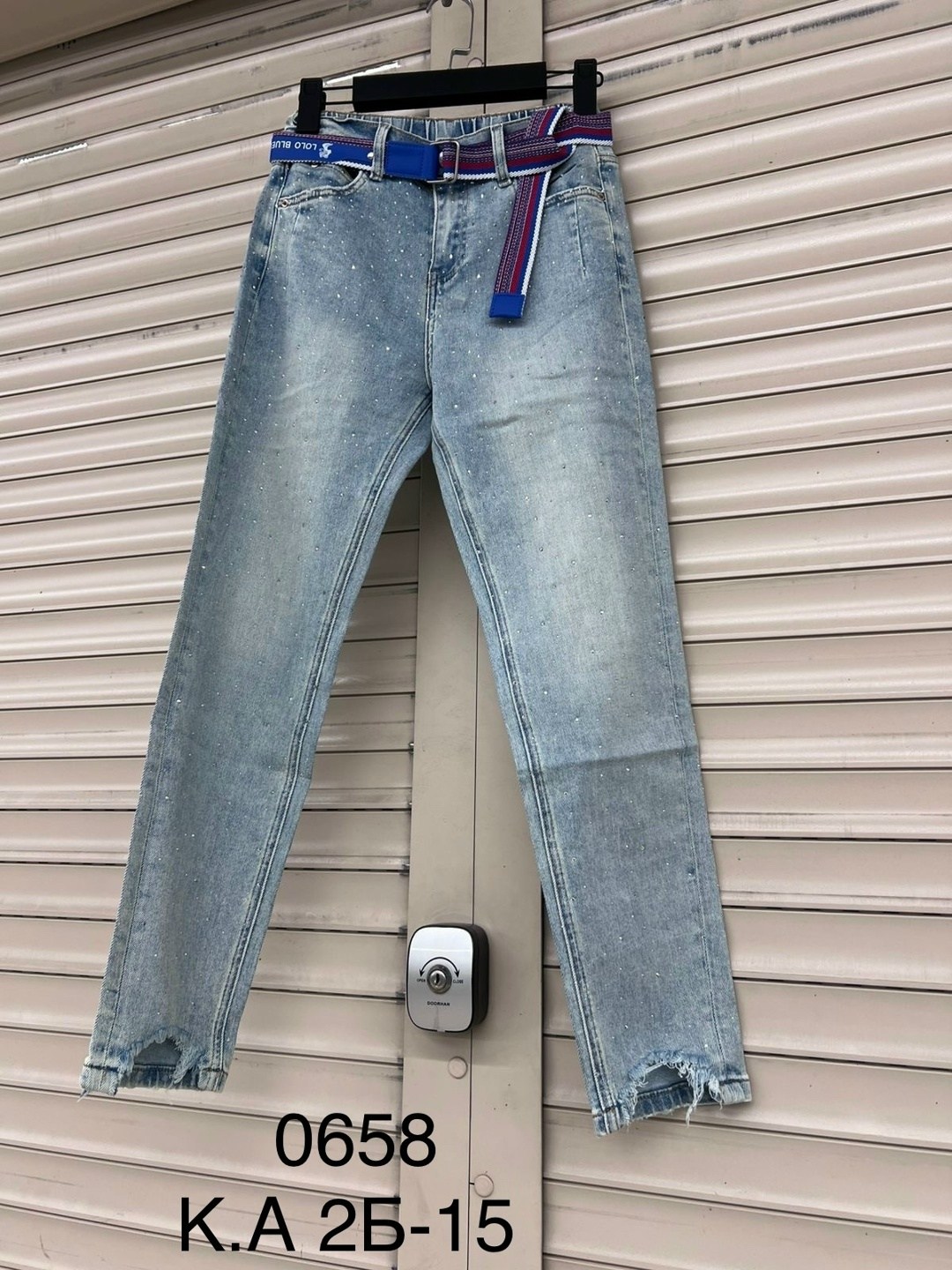 женские джинсы,джинсы джинсы,модные джинсы,женские джинсы бананы,джинсы брюки