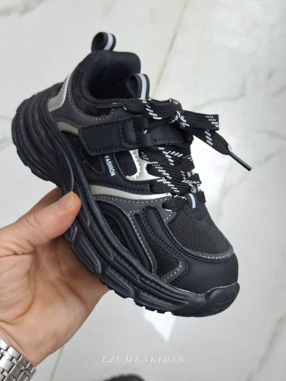 кроссовки,детские кроссовки,кроссовки подростковые,кроссовки для детей,кроссовки для малыша