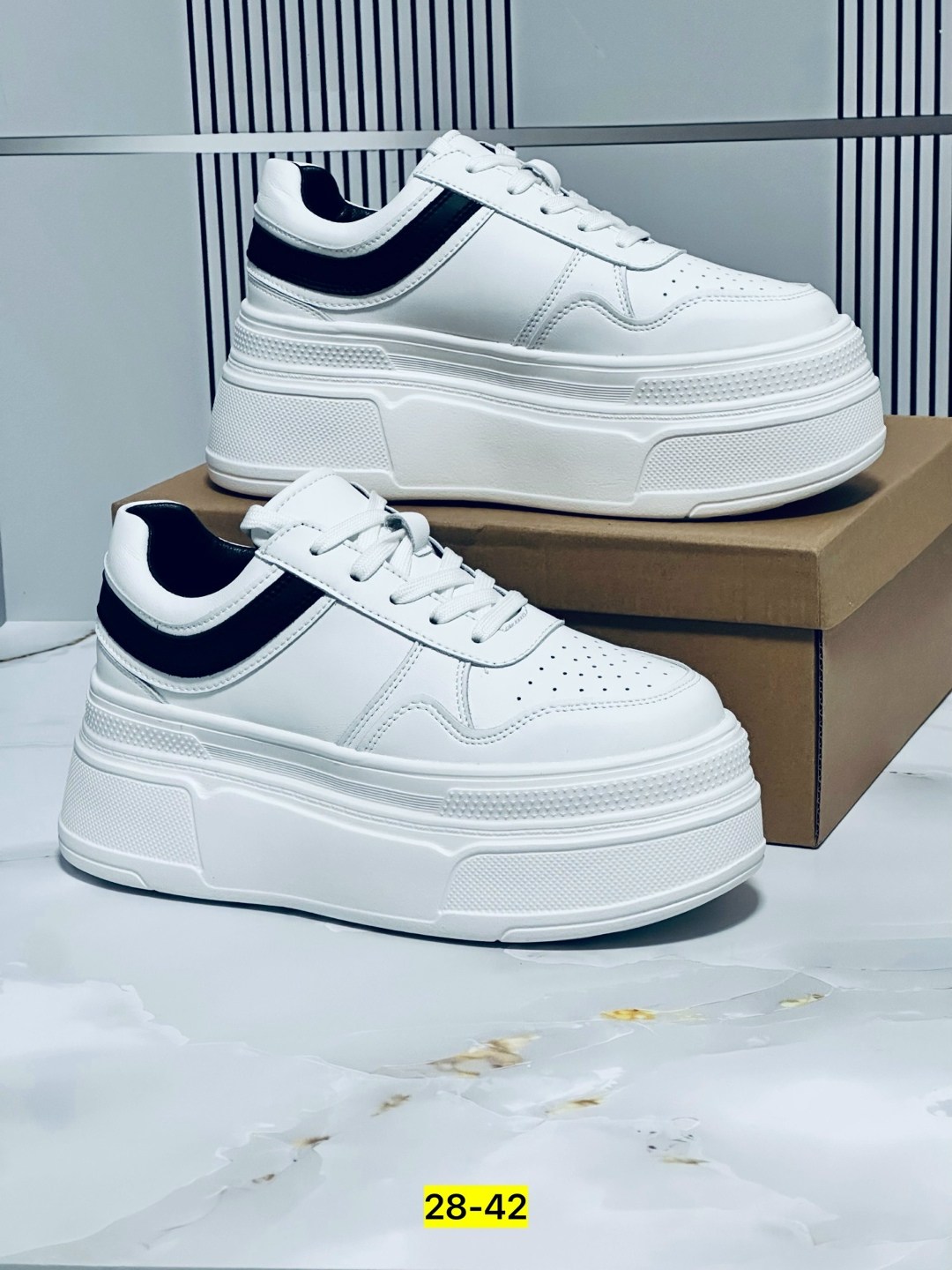 ,женские кроссовки,белые кроссовки, женская,кроссовки на платформе