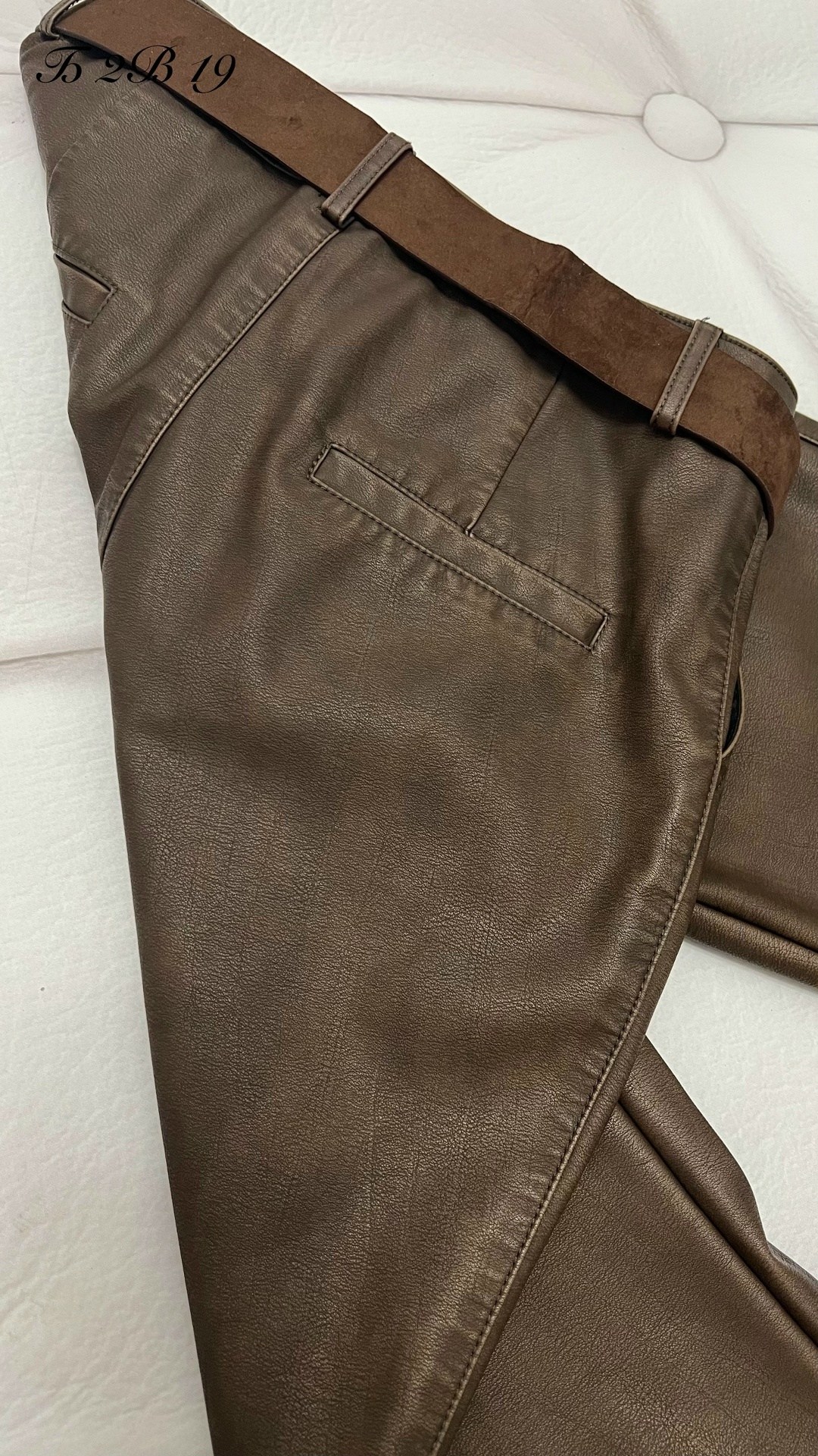 женские кожаные брюки,брюки из экокожи,кожаные брюки-клеш,кожаные брюки,женские брюки