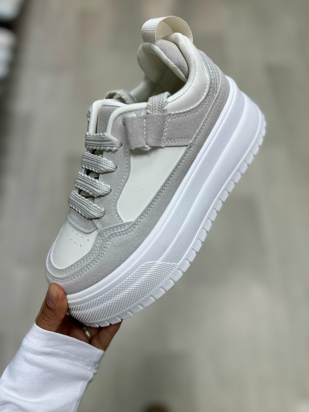 ,кроссовки женские,кроссовки женские черные,кроссовки черные, женская