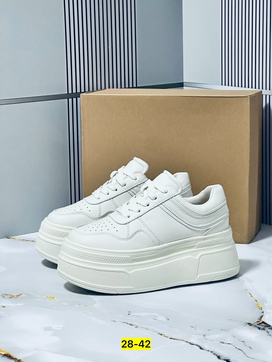 ,женские кроссовки,белые кроссовки, женская,кроссовки на платформе