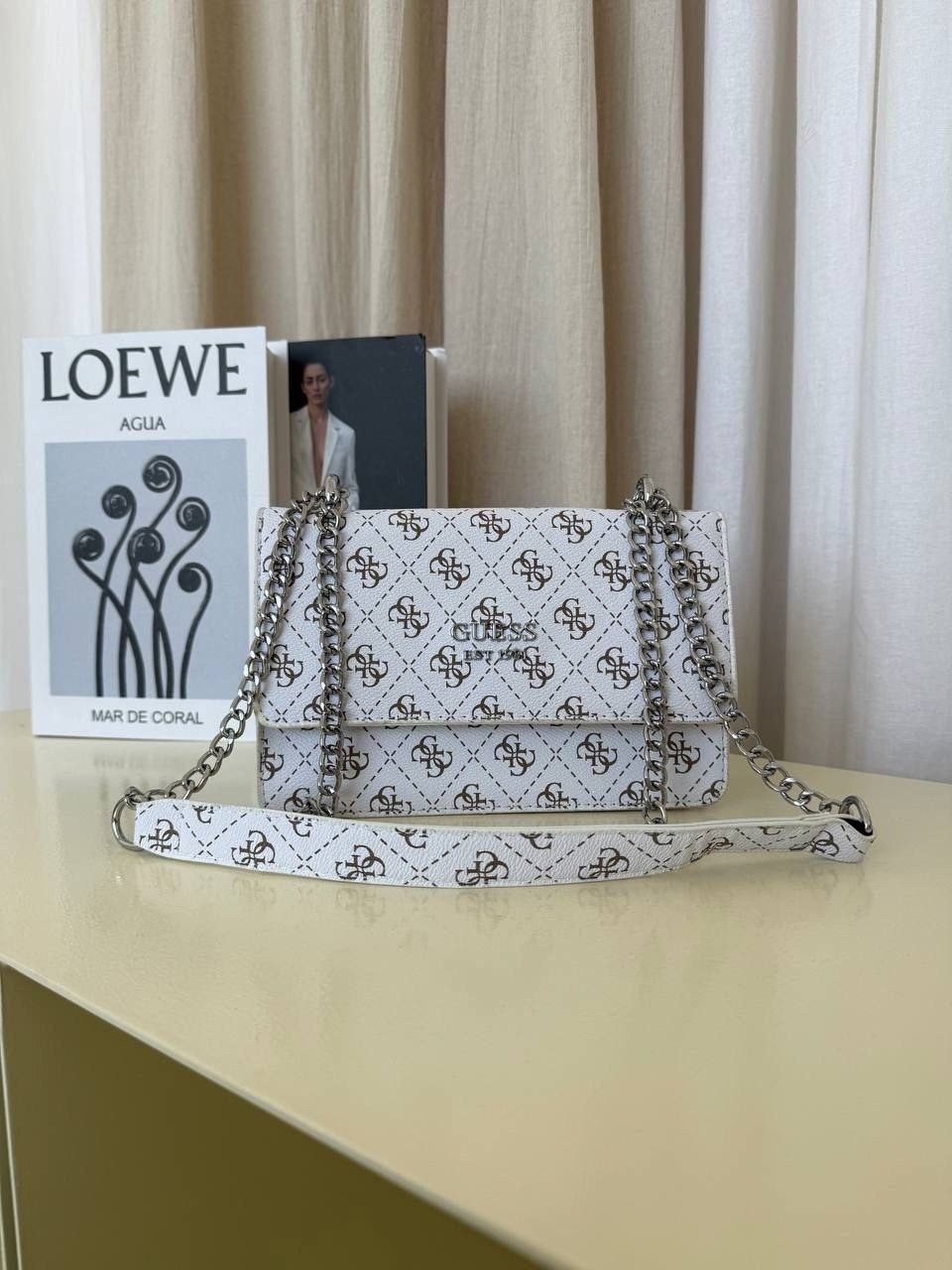 сумка женская guess,сумка guess,сумка кросс-боди guess,сумка,сумка на плечо кросс-боди guess