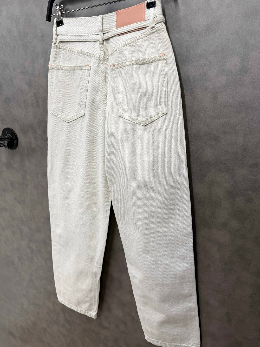 женские джинсы,белые джинсы,стильные джинсы,брюки джинсы,белые джинсы женские