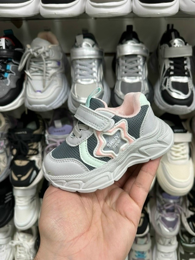 детские кроссовки,кроссовка детская,детская ,,кроссовки