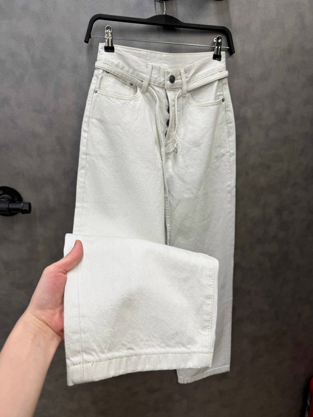 женские джинсы,белые джинсы,стильные джинсы,брюки джинсы,белые джинсы женские