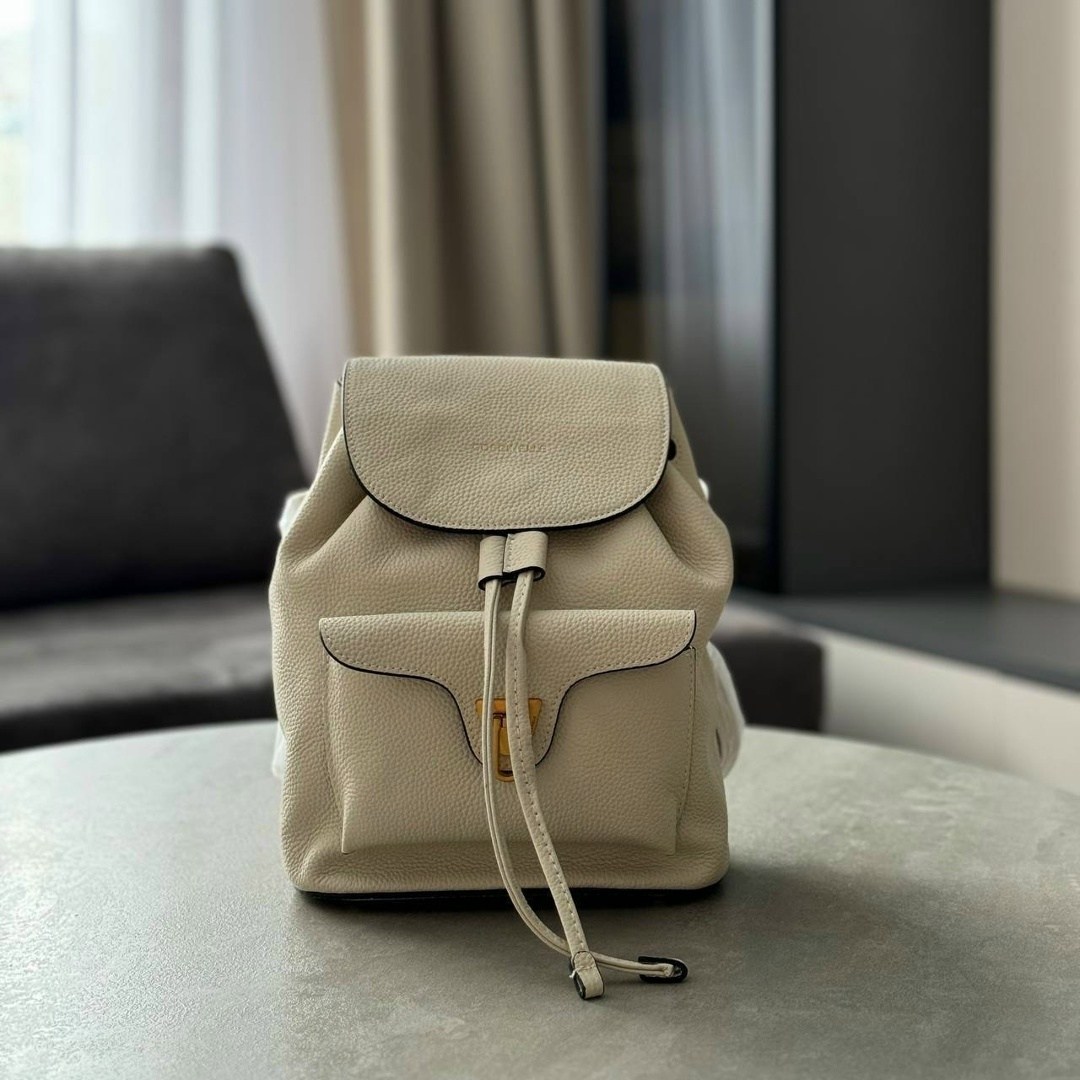 рюкзак coccinelle,женские рюкзаки,черные женские рюкзаки coccinelle,рюкзак,рюкзак coccinelle beat soft черный