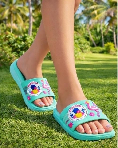 женские шлепанцы,модные тапочки,модные шлепанцы,летние тапочки,шлепанцы женские пляжные