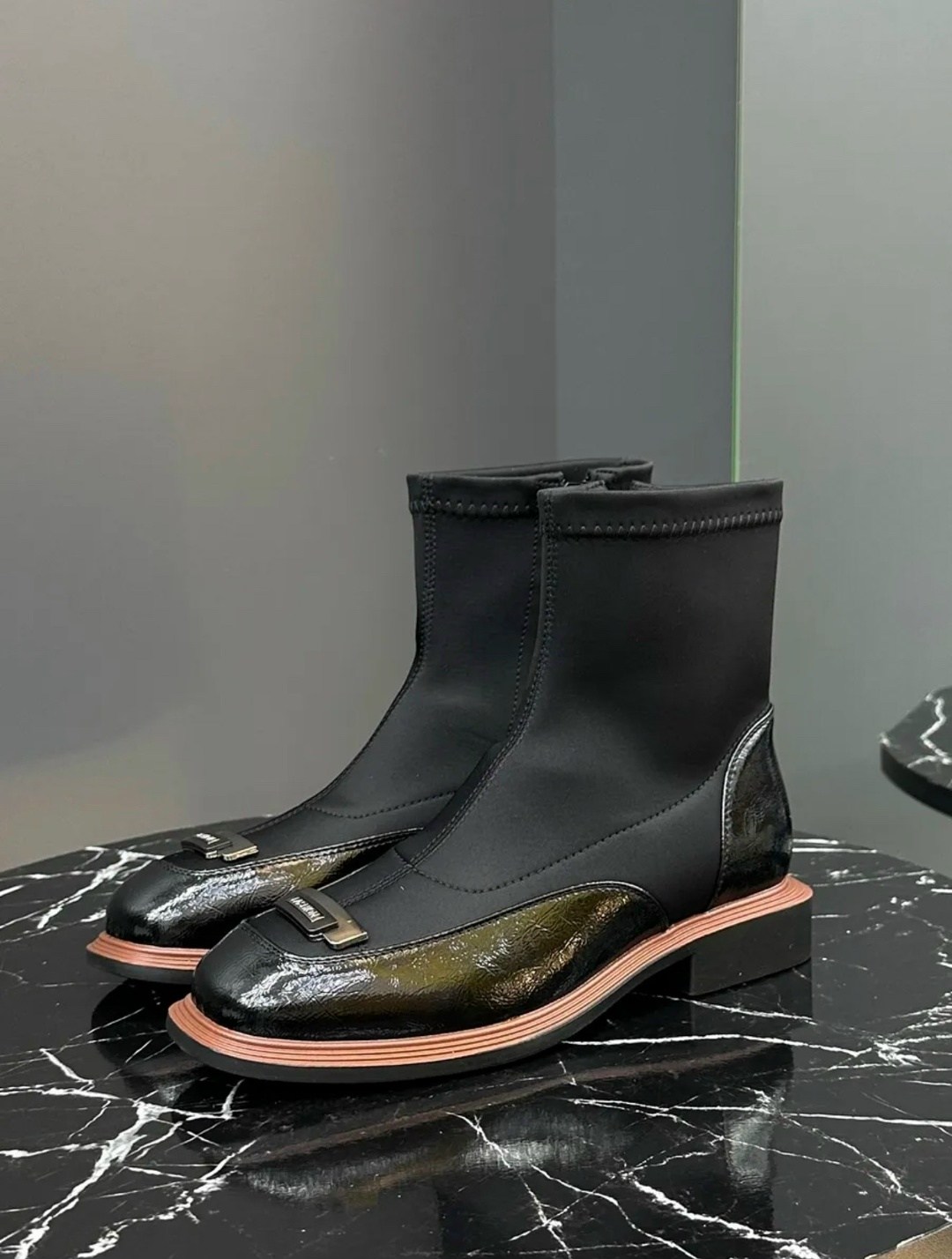 демисезонные женские ботинки,,стильные ботинки женские,женские ботинки,женская