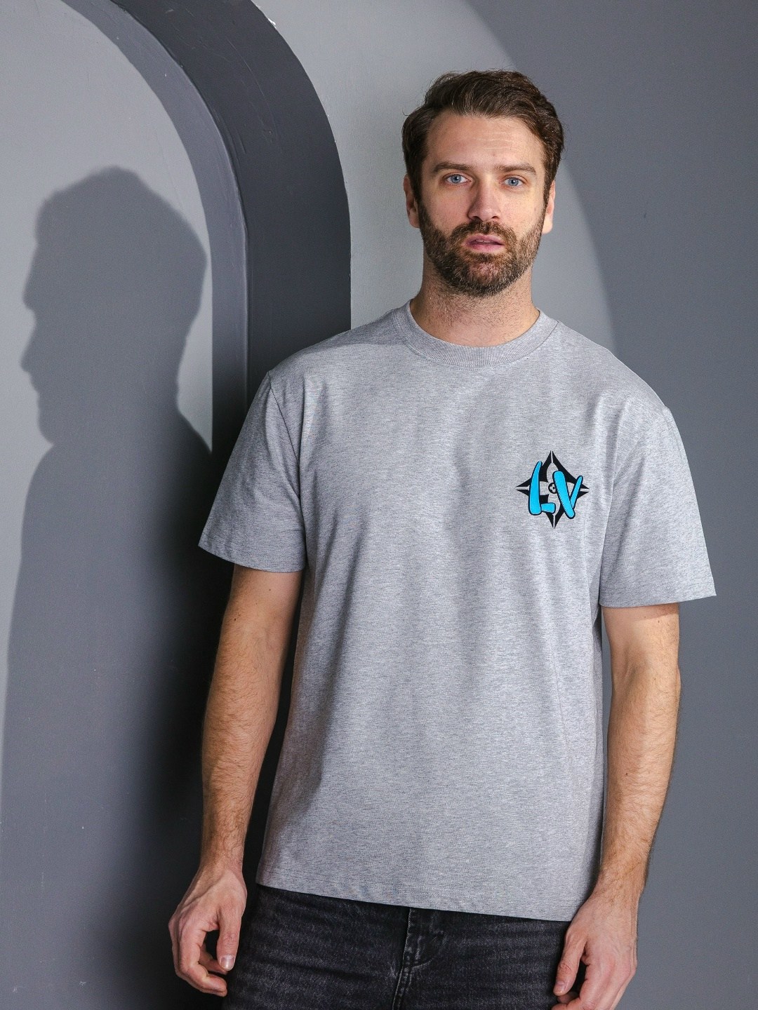 футболки мужские,футболка,футболка мужская серая,футболки базовая,футболки и майки