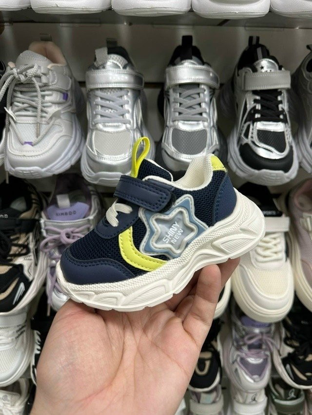 детские кроссовки,кроссовка детская,детская ,,кроссовки