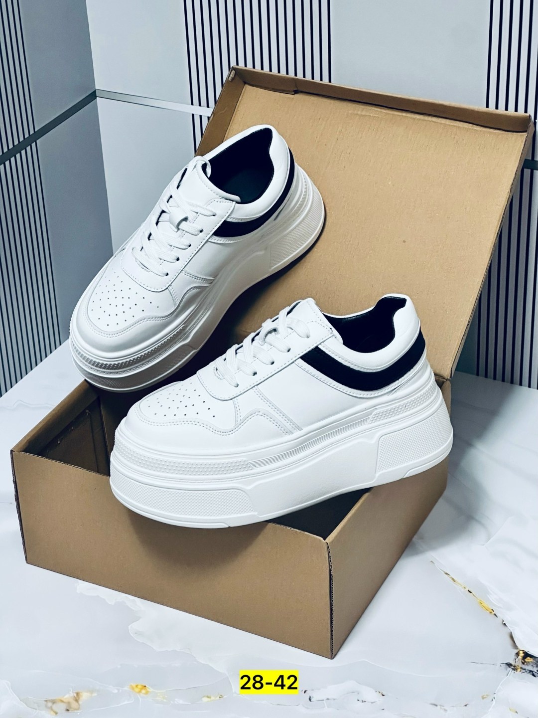 ,женские кроссовки,белые кроссовки, женская,кроссовки на платформе