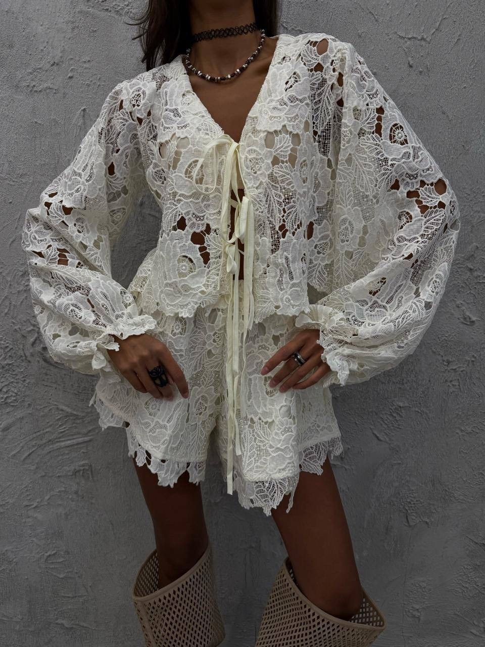 платье кружевное,костюм,женский костюм,блузка кружевная,блуза с оборками кружевная nume