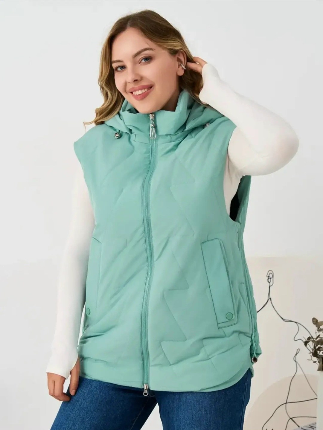 демисезонная жилетка,жилет демисезонный,жилетка женская,жилет на синтепоне,жилет