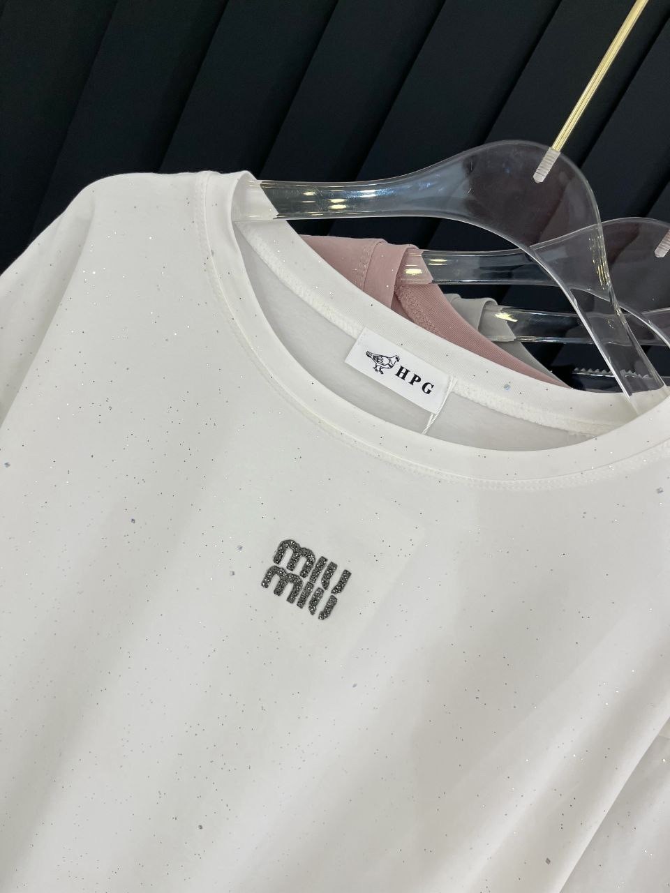 футболки женская,кофта женская,футболки модные,футболка со стразами,футболка