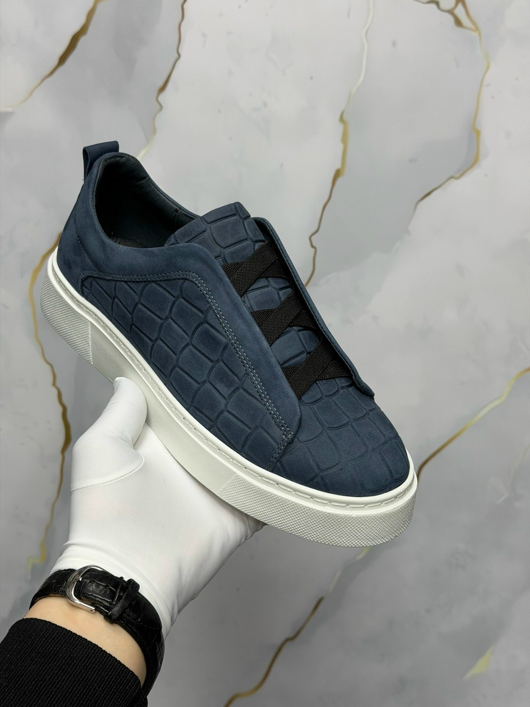 ,кеды из кожи крокодила fargoni,обуви,модные мужские кроссовки,кеды мужские