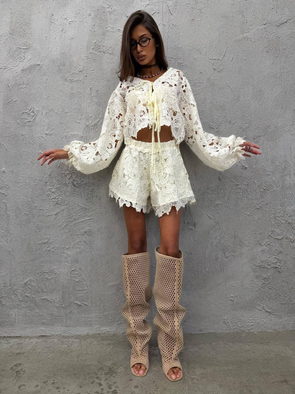 платье кружевное,костюм,женский костюм,блузка кружевная,блуза с оборками кружевная nume