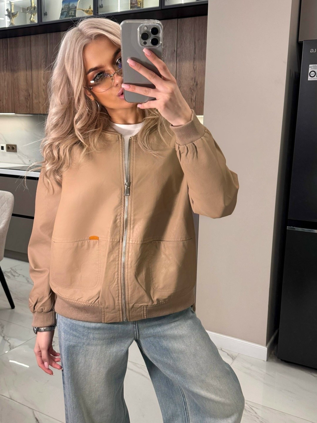 куртка бомбер из экокожи,куртка бомбер,кожаная куртка,куртка бомбер женская,кожаная куртка бомбер