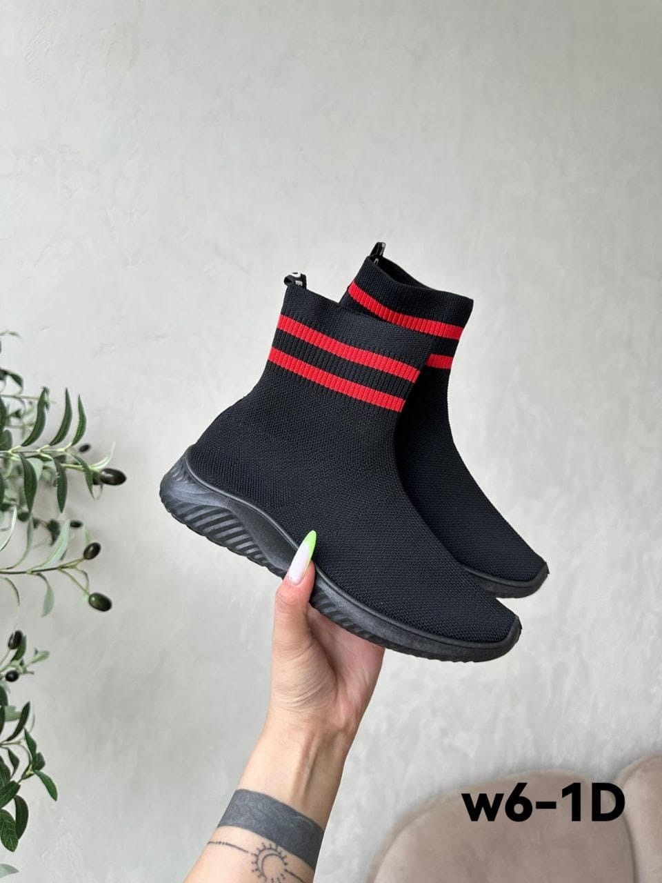 ,баленсиага кроссовки носки,кроссовки женские, женская,носки кроссовки