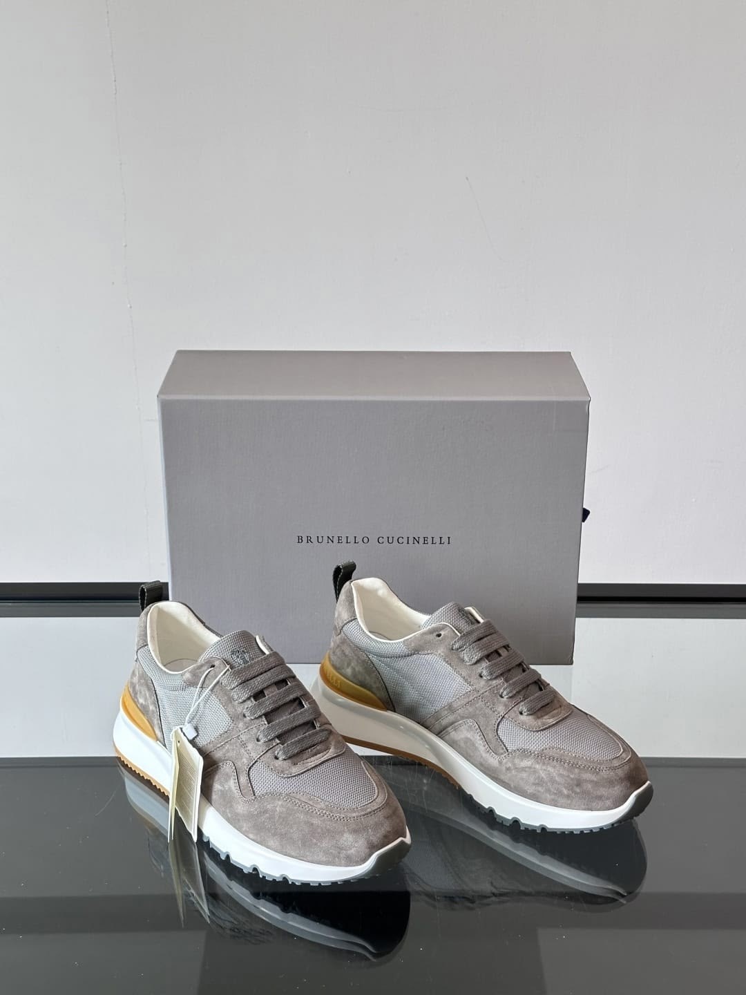 ,женские кроссовки,низкие кроссовки,бежевые кроссовки,кроссовки 2026 тренд женские