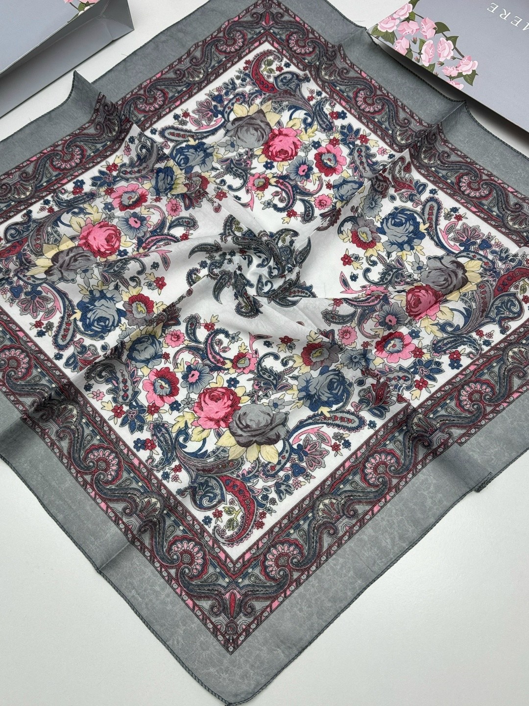 платки женские,платок,платок женский с рисунком,красивый платок,платок 70