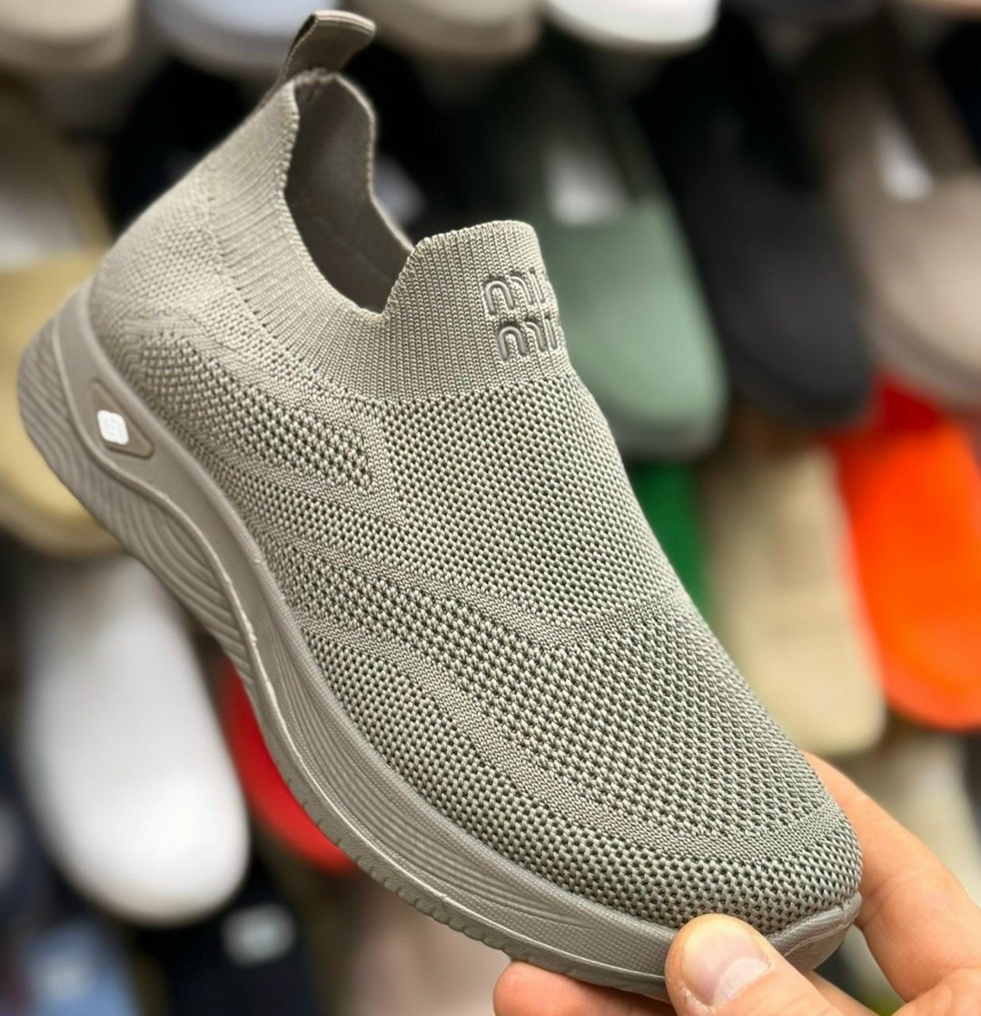 ,кроссовка мужской,спортивная ,мужские кроссовки,мужская