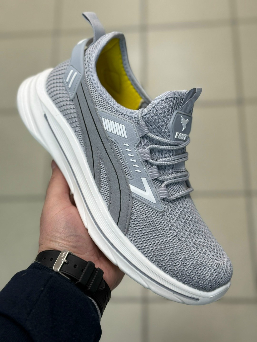 кроссовка мужской,мужские кроссовки,мужская  кроссовки,кроссовка,кроссовки отличный