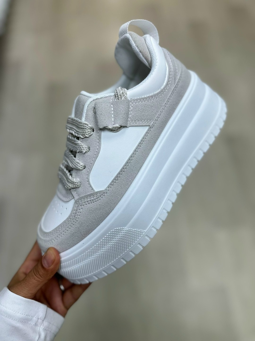 ,кроссовки женские,кроссовки женские черные,кроссовки черные, женская