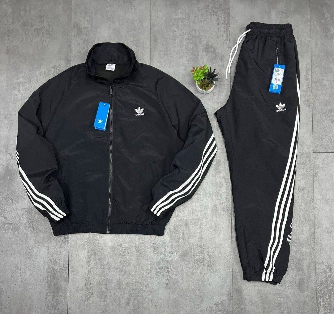 костюм спортивный adidas originals,спортивный костюм adidas sportswear 3-stripes woven черный,спортивный костюм adidas,мужской спортивный костюм adidas wv light ts bk4103,мужской спортивный костюм "ad