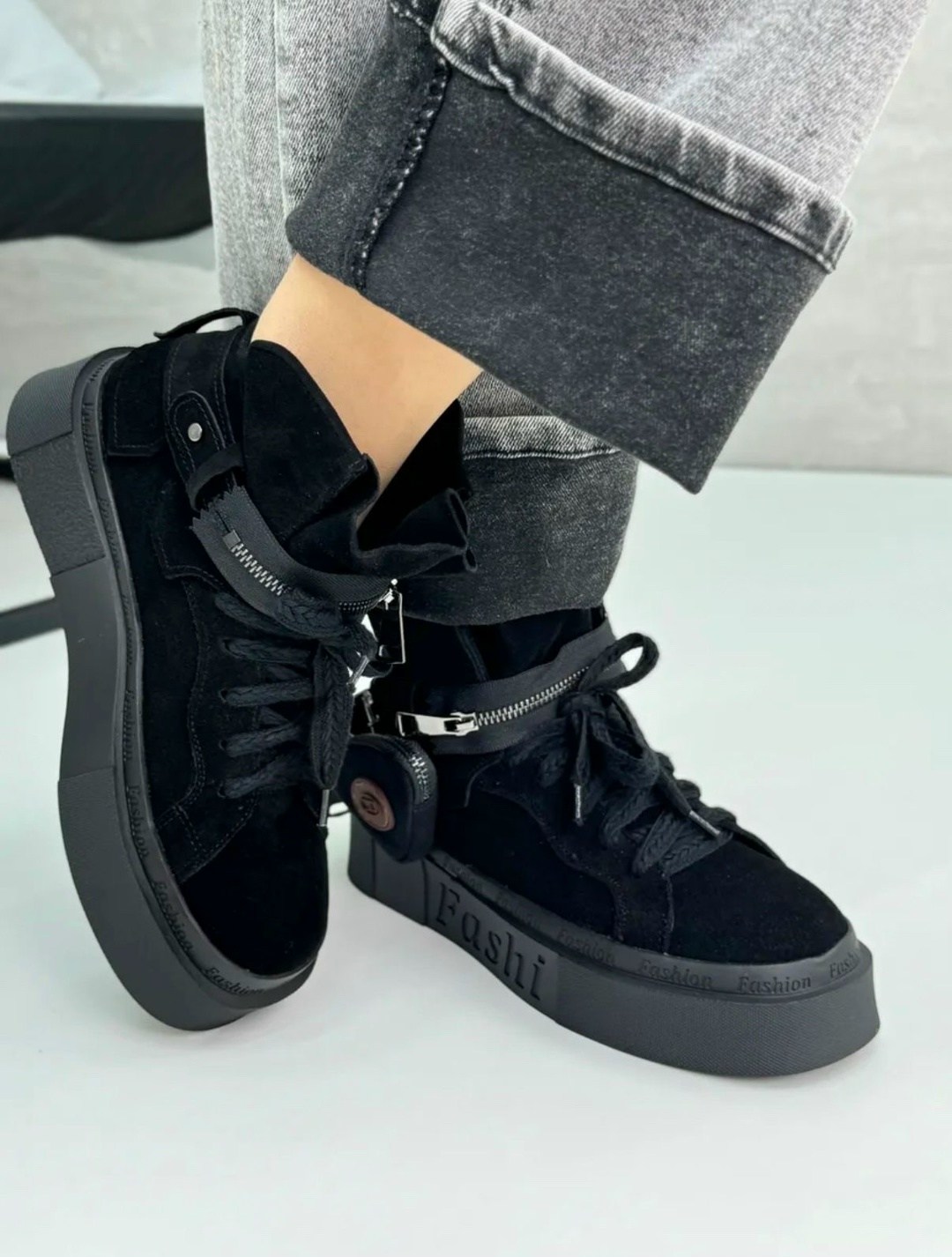 ,кеды disel замшевые на платформе,кеды disel замшевые на платформе fashionhut, женская,кеды prada