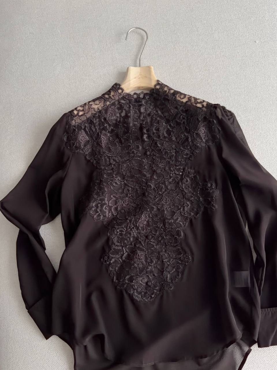 блуза с ажуром,женская блузка,блуза,стильные модели кружевных блузок 2026 года,блуза из кружева